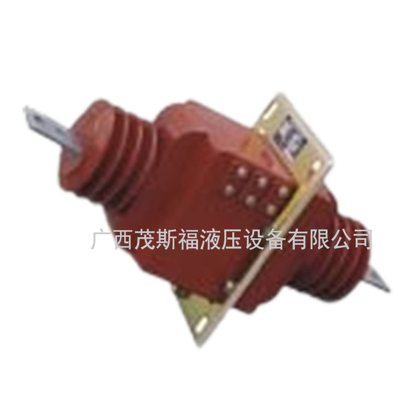 北京LAZBJ-10 500/5型高压电流互感器